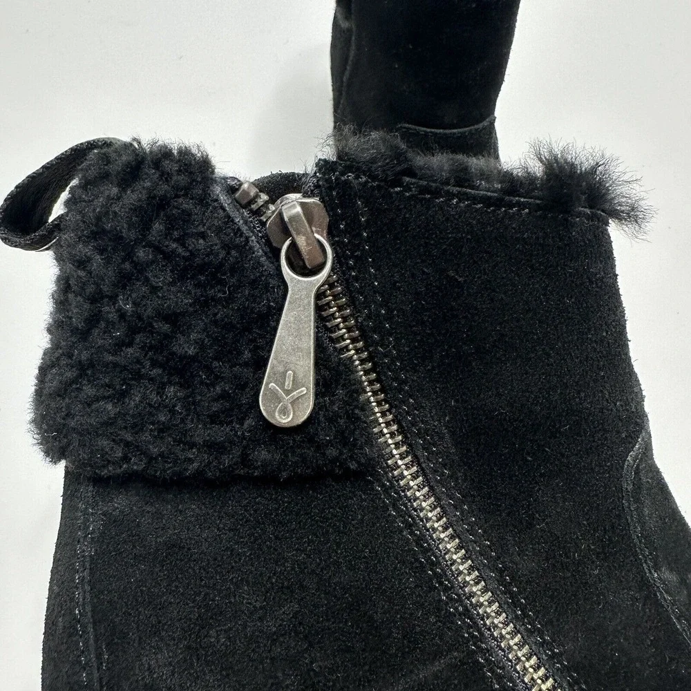 EMU Australia Merck W12400 Ankle Boots Black Womens Size 7‎ Suede
